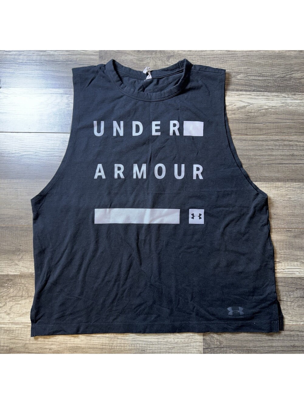 Under Armour Tank Top Shirt Women’s L Sleeveless Graphic Logo Crew Neck BLACK